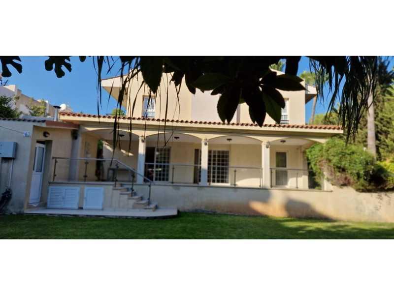 4-bedroom detached house to rent: https://www.bazaraki.com/adv/5786553_4-bedroom-detached-house-to-rent (www.bazaraki.com)
