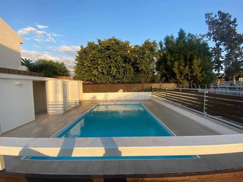 2-bedroom apartment to rent: https://www.bazaraki.com/adv/5795275_2-bedroom-apartment-to-rent (www.bazaraki.com)