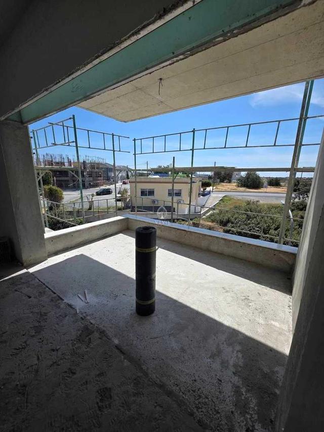 2-bedroom apartment for sale: https://www.bazaraki.com/adv/5768181_2-bedroom-apartment-for-sale (www.bazaraki.com)