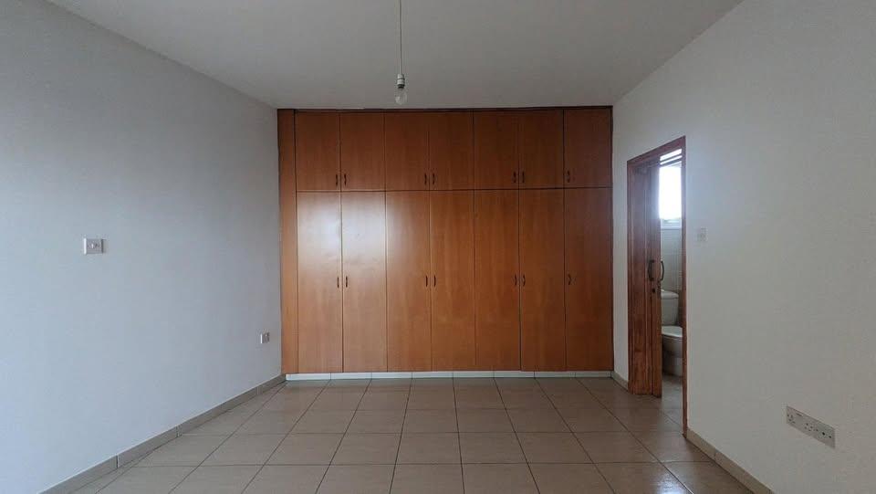 Spacious, 3- Bedroom Apartment for sale in Drosia area, Larnaca: https://www.facebook.com/marketplace/item/1037266251663112 (www.facebook.com)