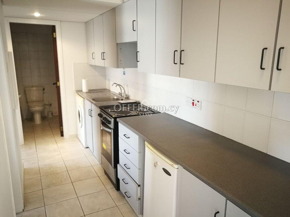 TWO BEDROOM APARTMENT IN CENTER LIMASSOL: https://www.offer.com.cy/en/two-bedroom-apartment-in-center-limassol/21-816796/ (www.offer.com.cy)