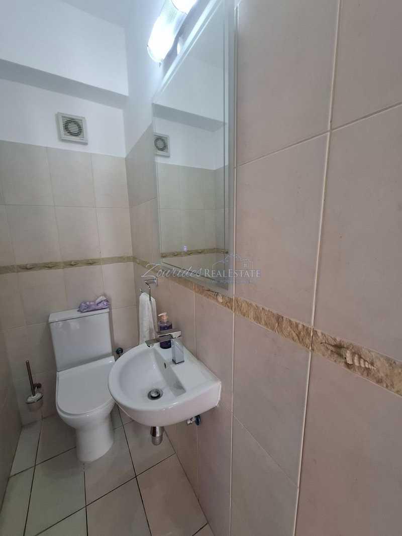 2-bedroom apartment to rent: https://www.bazaraki.com/adv/5795797_2-bedroom-apartment-to-rent (www.bazaraki.com)