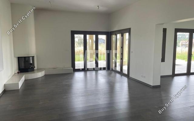 5 Bedroom Detached house for sale in Nisou, Nicosia: https://www.buysellcyprus.com/property-for-sale/nicosia/nisou/5-bed-detached-house-for-sale-nisou-nicosia-1796837.html (www.buysellcyprus.com)