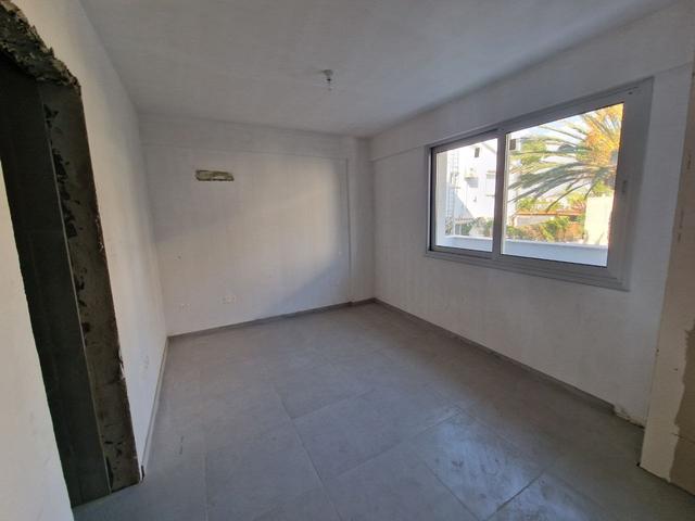 New 2-bedroom flat in Larnaca № 153922: https://dom.com.cy/en/catalog/sale/153922/ (dom.com.cy)