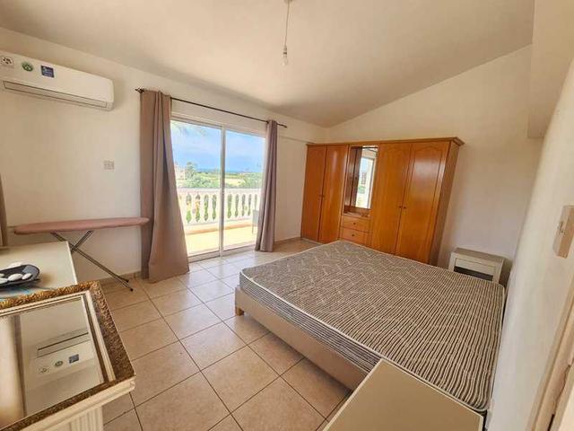 3-bedroom villa to rent: https://www.bazaraki.com/adv/5797194_3-bedroom-villa-to-rent (www.bazaraki.com)