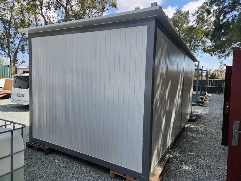 18 m² new prefabricated house - one bedroom, kithcen, toilet room: https://www.bazaraki.com/adv/5794589_18-m2-new-prefabricated-house-one-bedroom-kithcen-toilet-room (www.bazaraki.com)