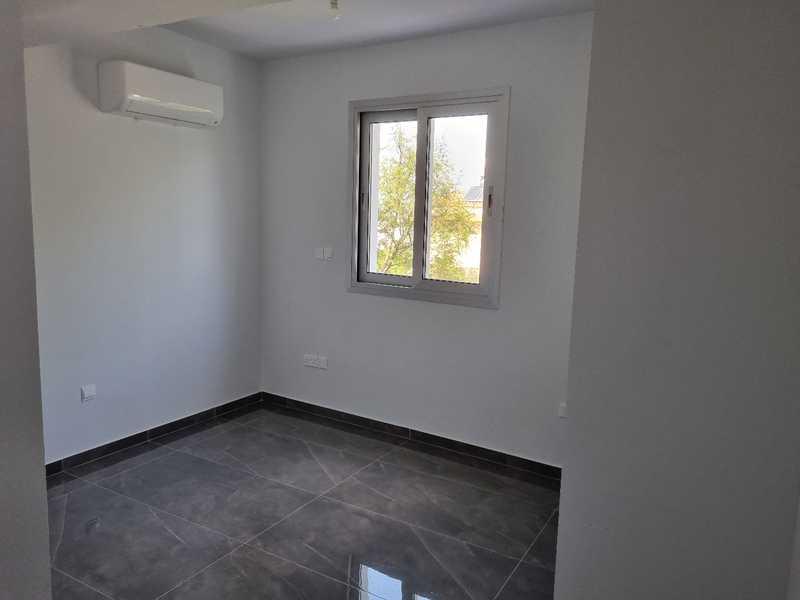 2-bedroom apartment to rent: https://www.bazaraki.com/adv/5797565_2-bedroom-apartment-to-rent (www.bazaraki.com)