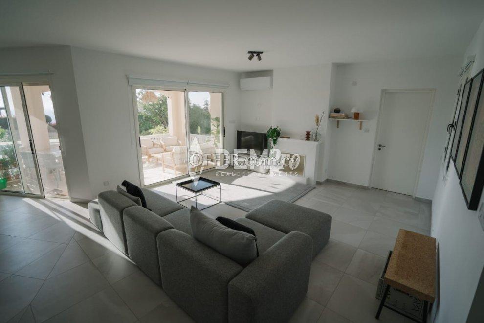 Villa For Sale in Tala, Paphos - DP4830: https://www.offer.com.cy/en/villa-for-sale-in-tala-paphos-dp4830/21-816982/ (www.offer.com.cy)