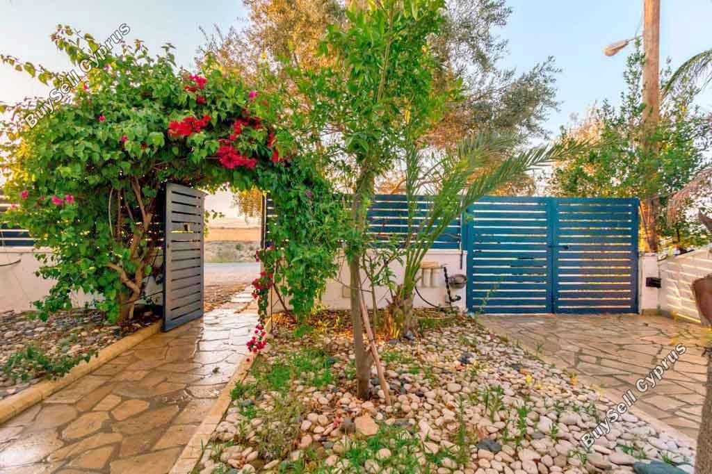 4 Bedroom Detached house for sale in Zygi, Larnaca: https://www.buysellcyprus.com/property-for-sale/larnaca/zygi/4-bed-detached-house-for-sale-zygi-larnaca-963940.html (www.buysellcyprus.com)
