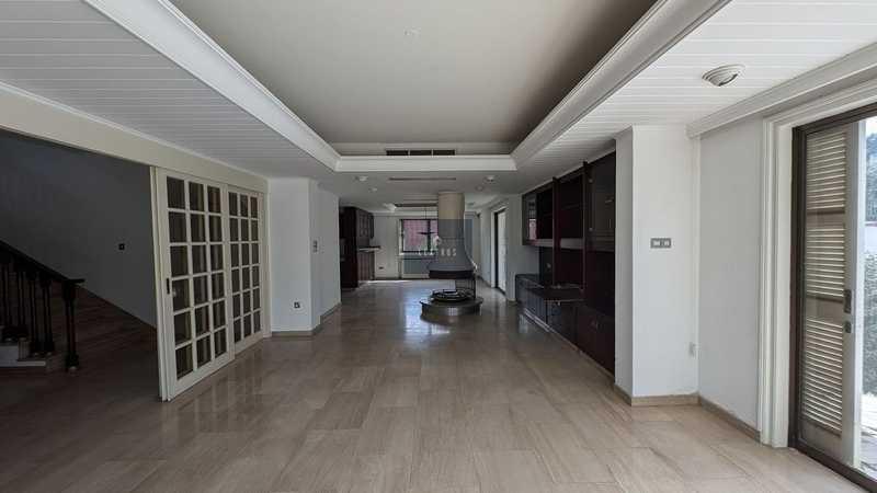 3-bedroom villa for sale: https://www.bazaraki.com/adv/5791317_3-bedroom-villa-for-sale (www.bazaraki.com)