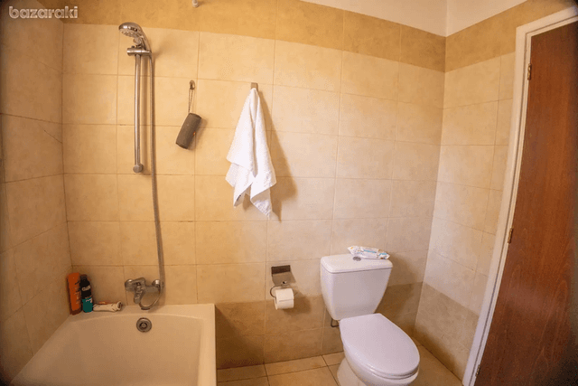 2-bedroom apartment to rent: https://www.bazaraki.com/adv/5795063_2-bedroom-apartment-to-rent (www.bazaraki.com)