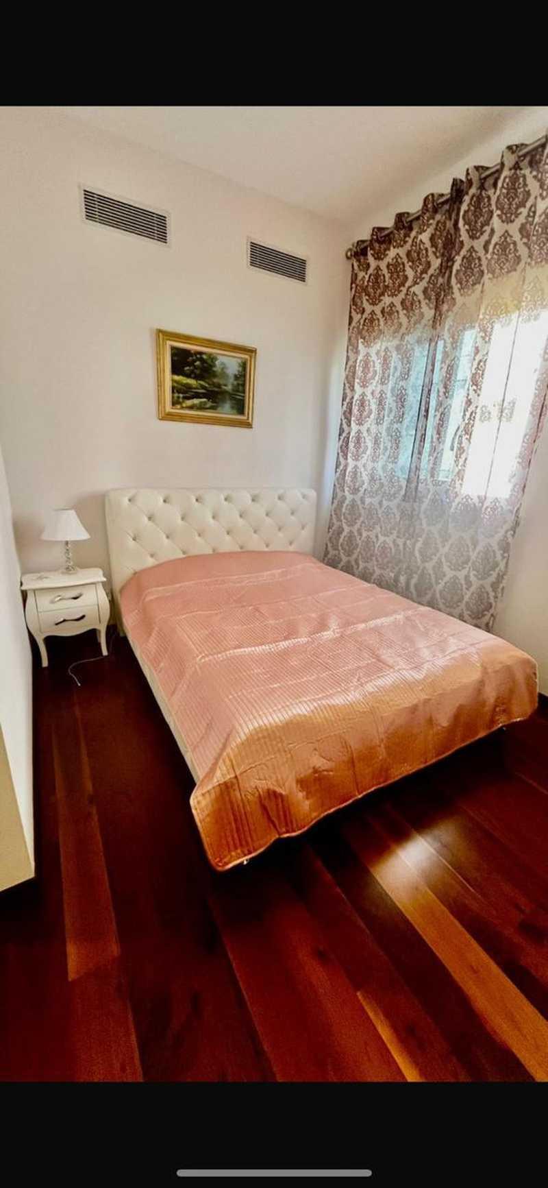 3-bedroom apartment to rent: https://www.bazaraki.com/adv/5792415_3-bedroom-apartment-to-rent (www.bazaraki.com)