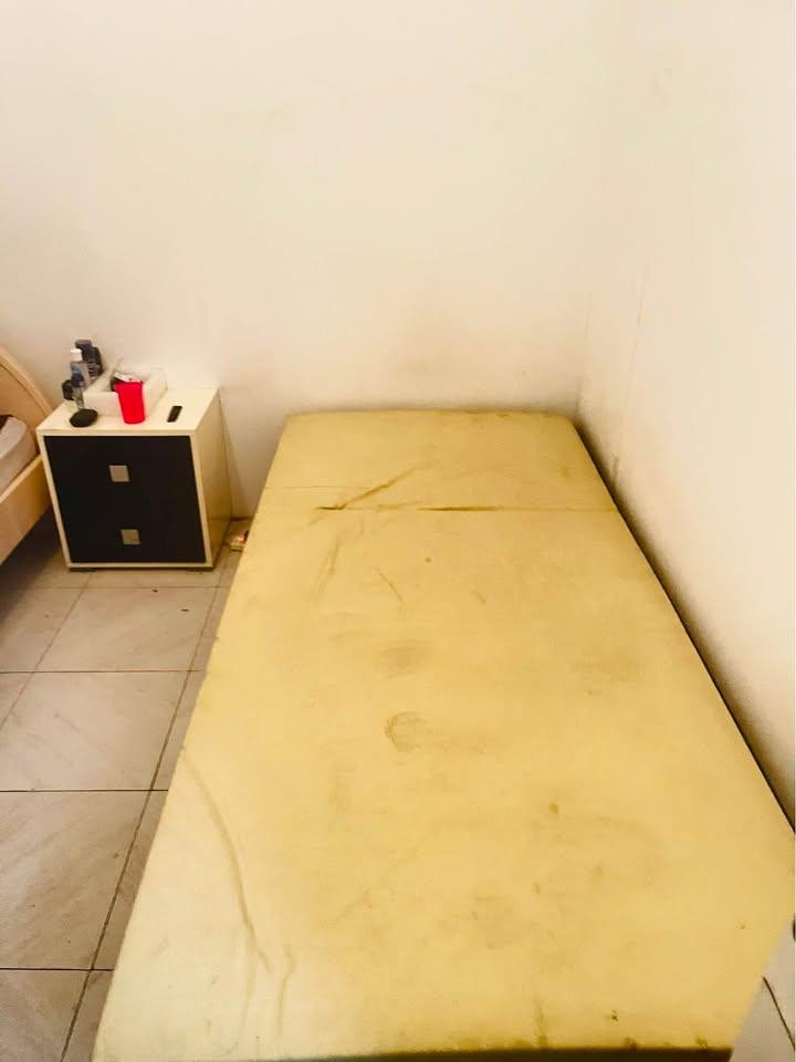 One room available: https://www.facebook.com/marketplace/item/1910245773125815 (www.facebook.com)