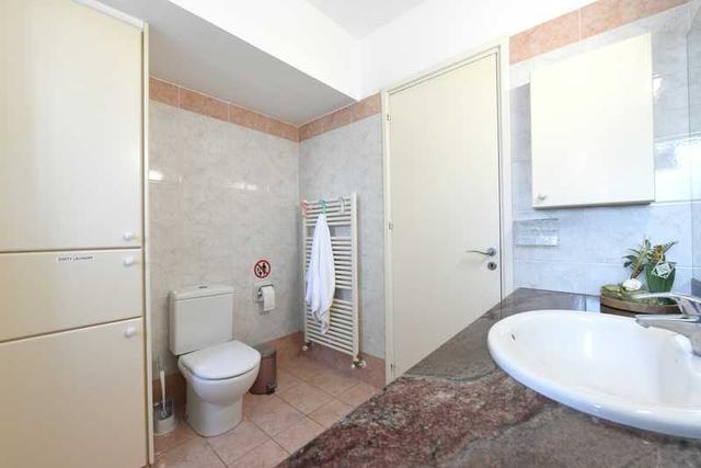3-bedroom apartment to rent: https://www.bazaraki.com/adv/5765103_3-bedroom-apartment-to-rent (www.bazaraki.com)