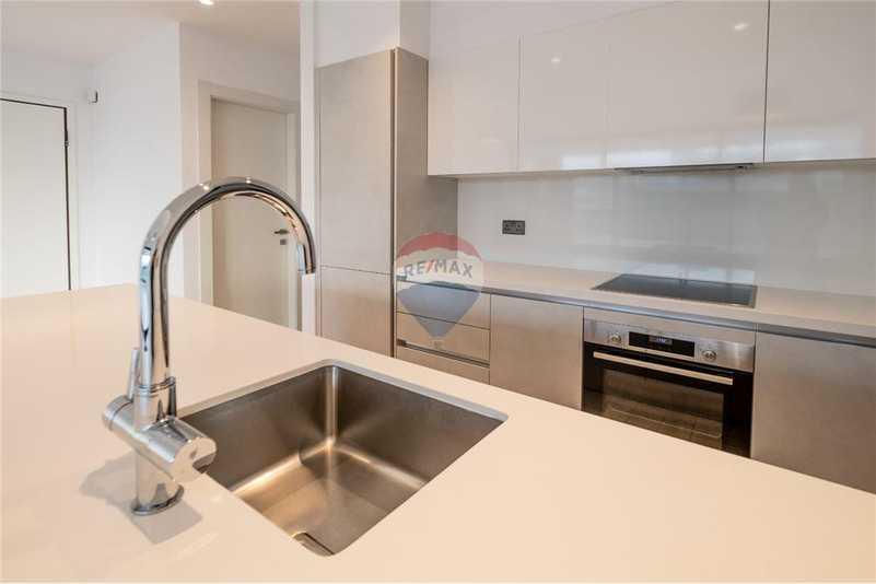 3-bedroom penthouse for sale: https://www.bazaraki.com/adv/5798073_3-bedroom-penthouse-for-sale (www.bazaraki.com)