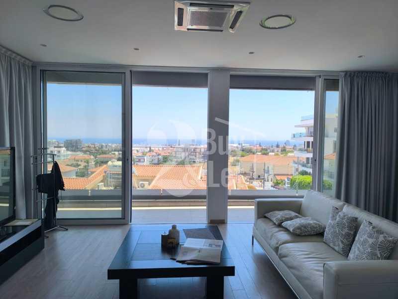 4-bedroom villa for sale: https://www.bazaraki.com/adv/5791180_4-bedroom-villa-for-sale (www.bazaraki.com)