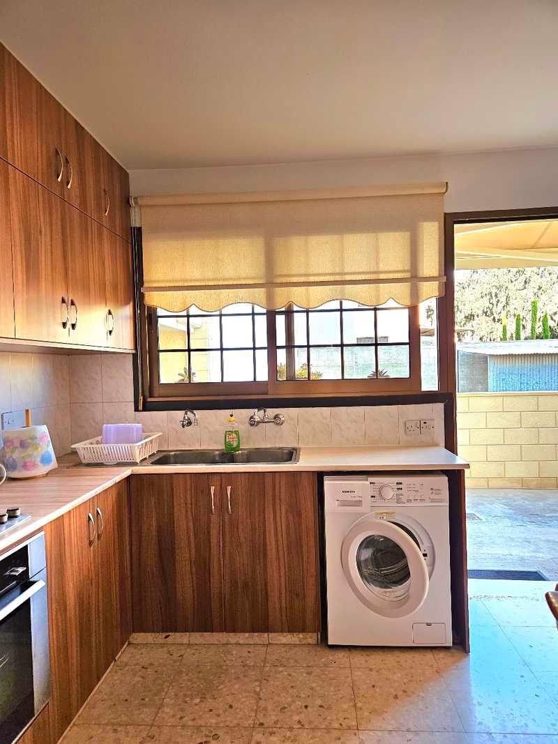 1-bedroom apartment to rent: https://www.bazaraki.com/adv/5786310_1-bedroom-apartment-to-rent (www.bazaraki.com)