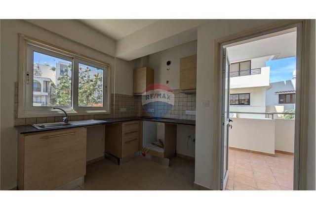 2-bedroom apartment for sale: https://www.bazaraki.com/adv/5793160_2-bedroom-apartment-for-sale (www.bazaraki.com)