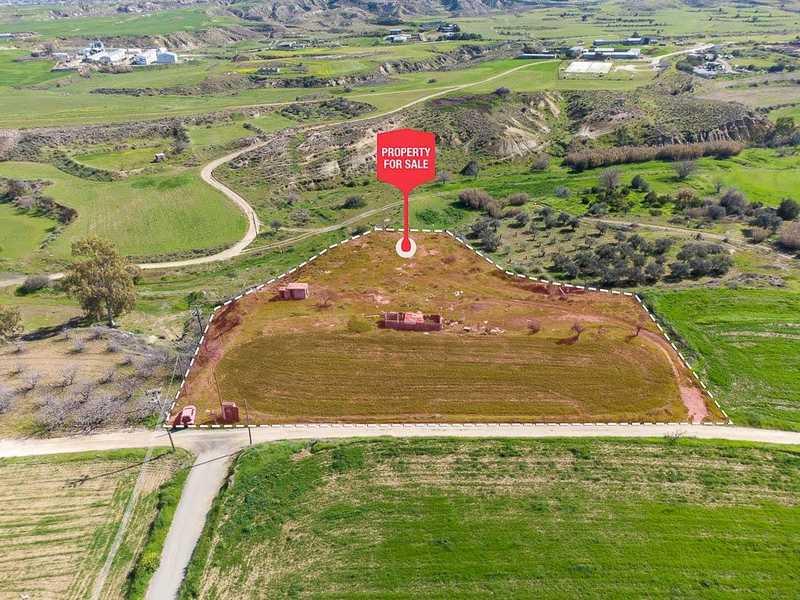 Residential land 6689 m²: https://www.bazaraki.com/adv/5787916_residential-land-6689-m2 (www.bazaraki.com)