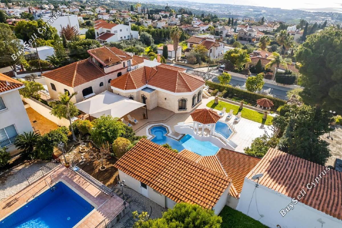 5 Bedroom Apartment to rent in Tala, Paphos: https://www.buysellcyprus.com/property-for-rent/paphos/tala/5-bed-apartment-to-rent-tala-paphos-1796954.html (www.buysellcyprus.com)