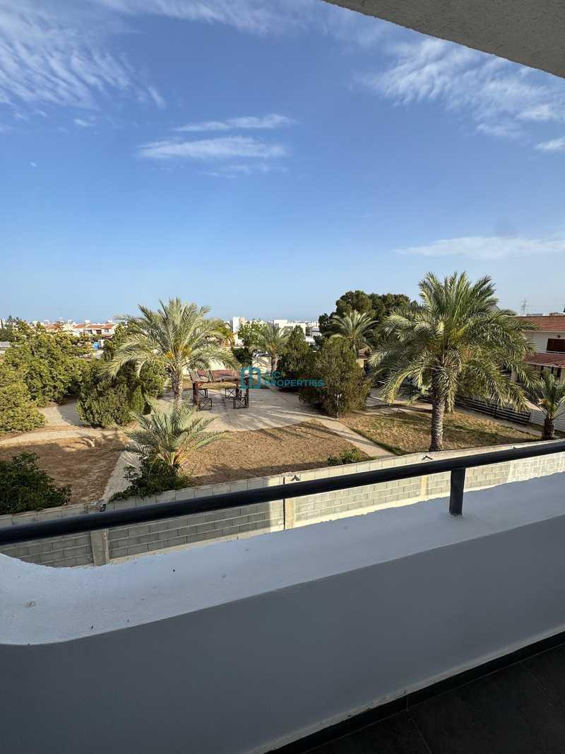 2-bedroom apartment to rent: https://www.bazaraki.com/adv/5791252_2-bedroom-apartment-to-rent (www.bazaraki.com)
