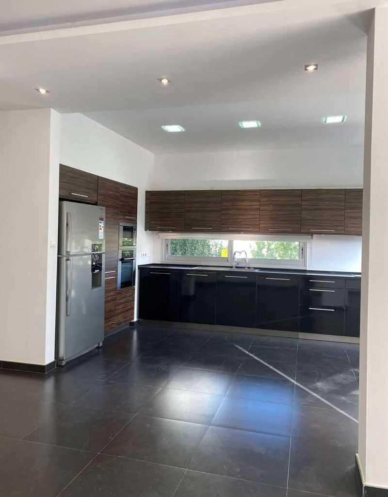 2-bedroom apartment to rent: https://www.bazaraki.com/adv/5790562_2-bedroom-apartment-to-rent (www.bazaraki.com)