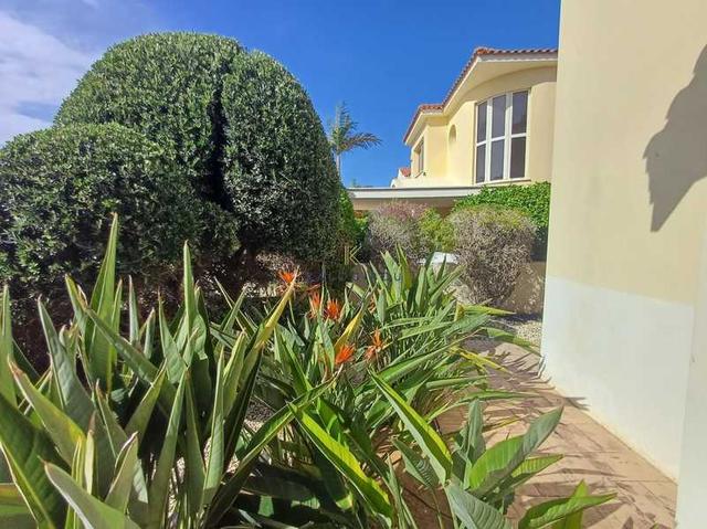 3-bedroom detached house for sale: https://www.bazaraki.com/adv/5791865_3-bedroom-detached-house-for-sale (www.bazaraki.com)