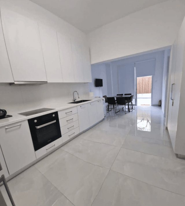 3-bedroom apartment to rent: https://www.bazaraki.com/adv/5786973_3-bedroom-apartment-to-rent (www.bazaraki.com)