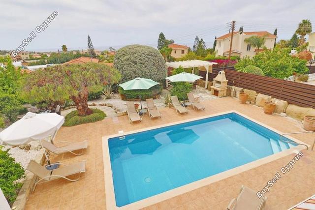 5 Bedroom Detached house for sale in Sea Caves Peyia, Paphos: https://www.buysellcyprus.com/property-for-sale/paphos/sea-caves-peyia/5-bed-detached-house-for-sale-sea-caves-peyia-paphos-1762852.html (www.buysellcyprus.com)
