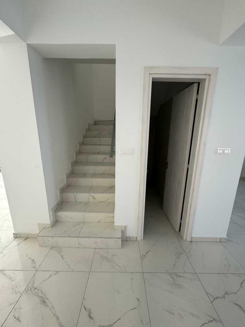 3-bedroom detached house for sale: https://www.bazaraki.com/adv/5796611_3-bedroom-detached-house-for-sale (www.bazaraki.com)