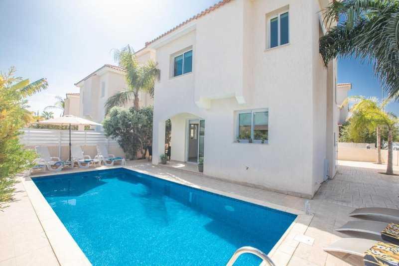 George's lux villa: https://www.bazaraki.com/adv/5793803_georges-lux-villa (www.bazaraki.com)