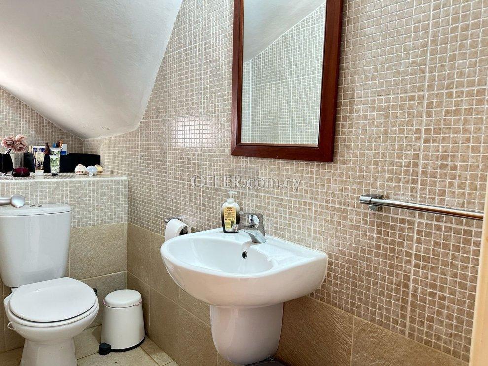 Three Bedroom Villa in Agia Thekla: https://www.offer.com.cy/en/three-bedroom-villa-in-agia-thekla/21-816453/ (www.offer.com.cy)