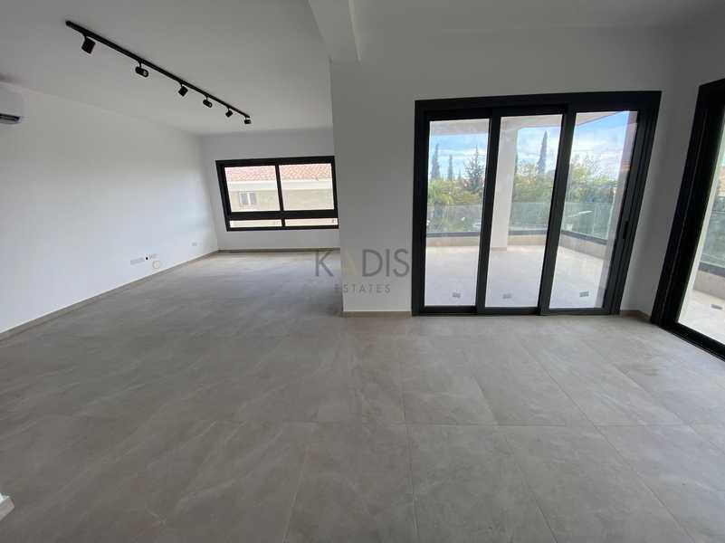 3-bedroom apartment to rent: https://www.bazaraki.com/adv/5786333_3-bedroom-apartment-to-rent (www.bazaraki.com)