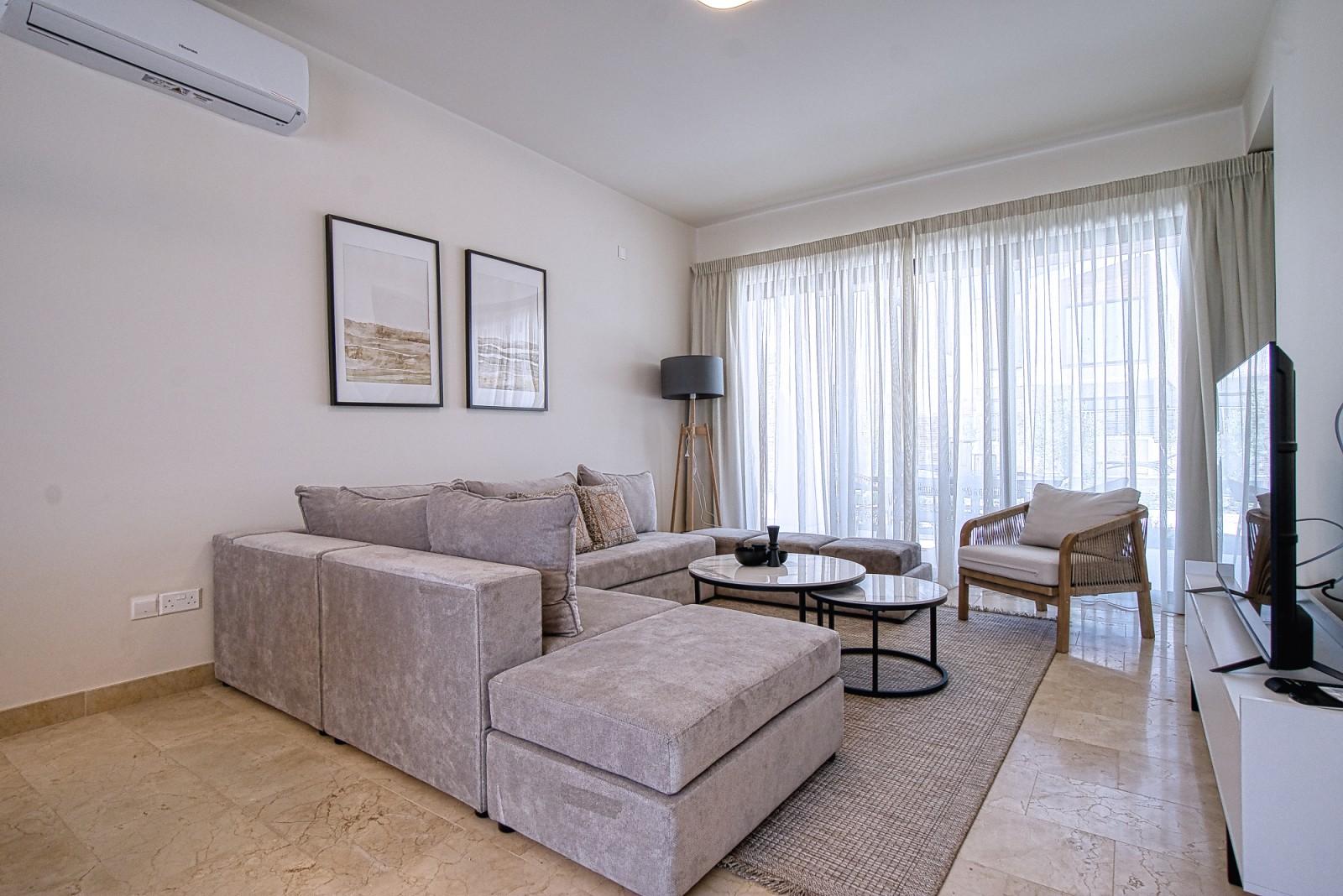 3-bedroom house in Paphos №153847: https://dom.com.cy/en/catalog/rent/153847/ (dom.com.cy)