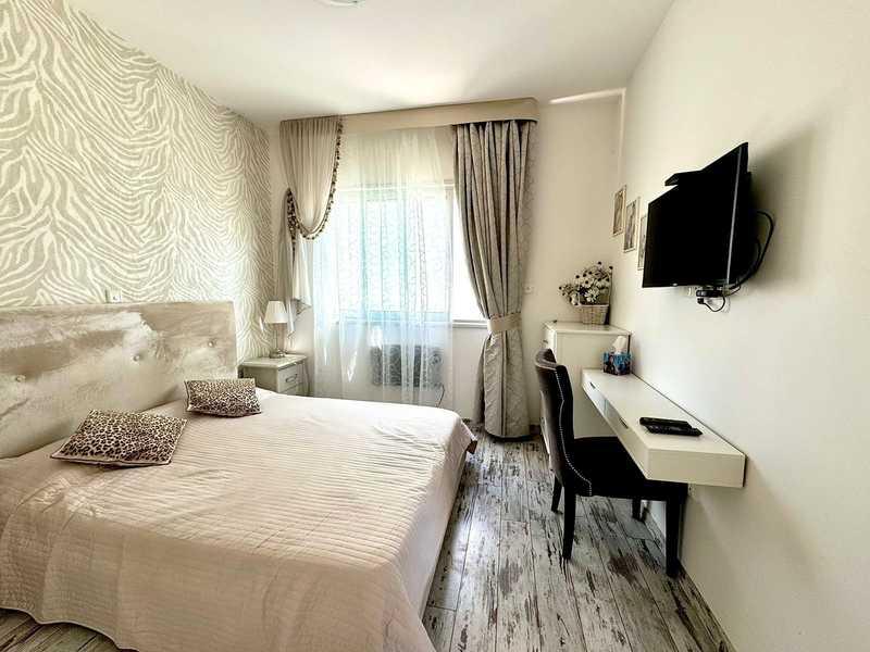 2-bedroom apartment to rent: https://www.bazaraki.com/adv/5792525_2-bedroom-apartment-to-rent (www.bazaraki.com)