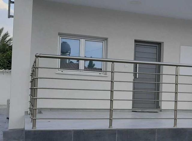 1-bedroom apartment to rent: https://www.bazaraki.com/adv/5797802_1-bedroom-apartment-to-rent (www.bazaraki.com)