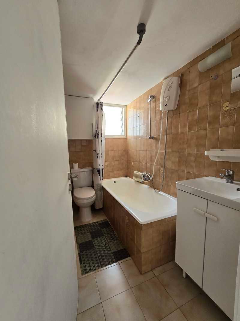 1-bedroom apartment to rent: https://www.bazaraki.com/adv/5793759_1-bedroom-apartment-to-rent (www.bazaraki.com)