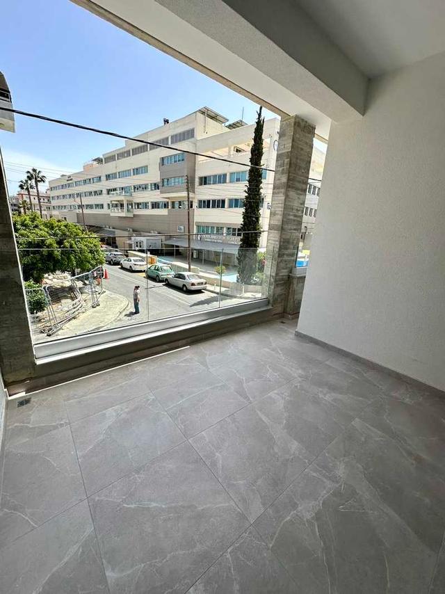 2-bedroom apartment to rent: https://www.bazaraki.com/adv/5797096_2-bedroom-apartment-to-rent (www.bazaraki.com)