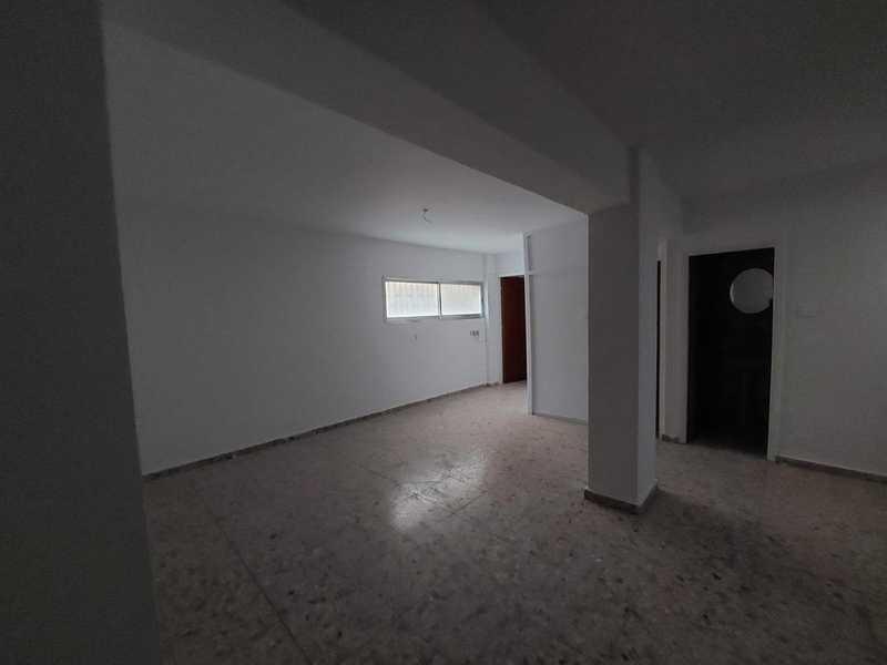 Shop in agia zoni, limassol: https://www.bazaraki.com/adv/5794033_shop-in-agia-zoni-limassol (www.bazaraki.com)