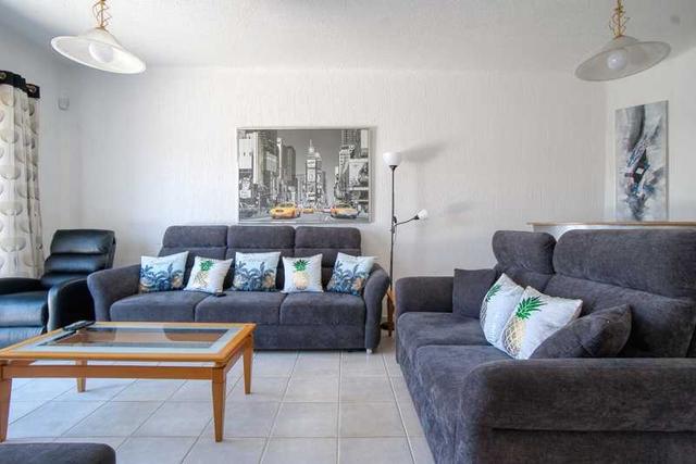 3-bedroom detached house for sale: https://www.bazaraki.com/adv/5788004_3-bedroom-detached-house-for-sale (www.bazaraki.com)
