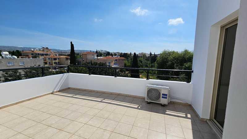 3-bedroom penthouse to rent: https://www.bazaraki.com/adv/5797210_3-bedroom-penthouse-to-rent (www.bazaraki.com)