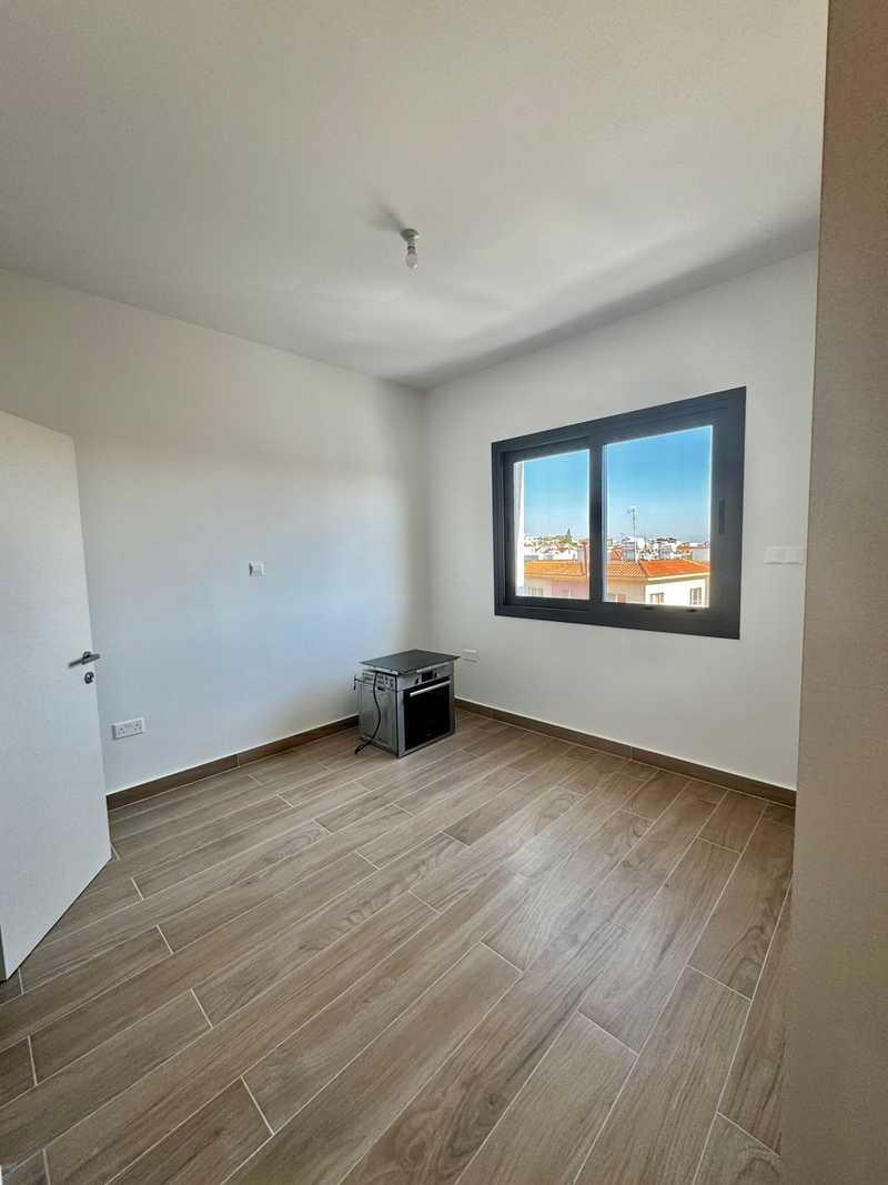 2-bedroom apartment to rent: https://www.bazaraki.com/adv/5786260_2-bedroom-apartment-to-rent (www.bazaraki.com)