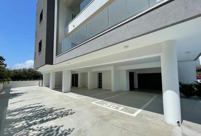 New 3-bedroom apartment in Limassol № 149380: https://dom.com.cy/en/catalog/sale/149380/ (dom.com.cy)