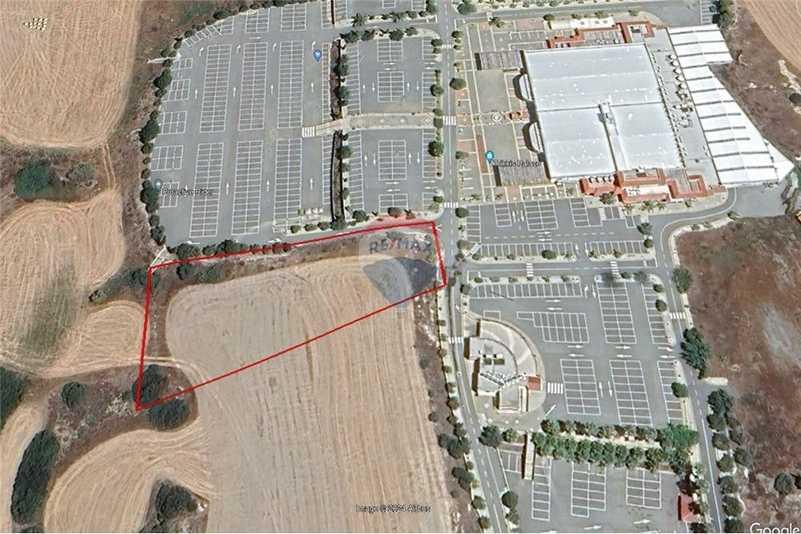 Residential land 3679 m²: https://www.bazaraki.com/adv/5798158_residential-land-3679-m2 (www.bazaraki.com)