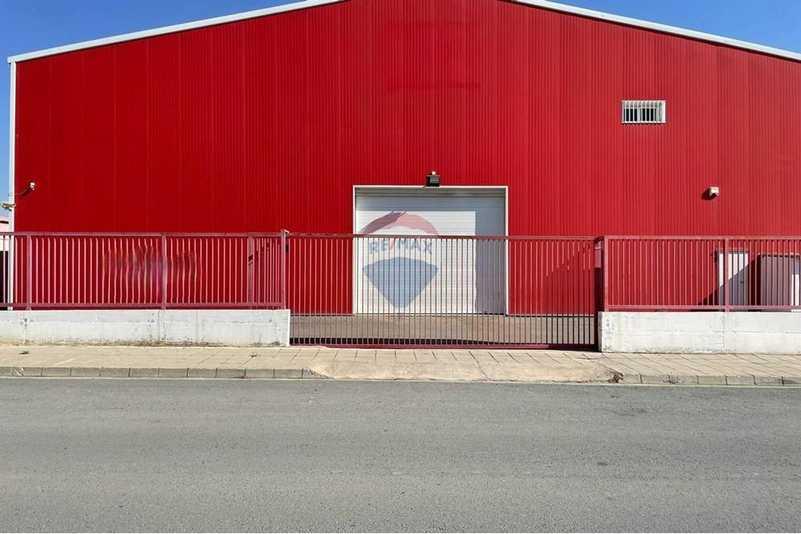 Prime industrial warehouse in aradippou: https://www.bazaraki.com/adv/5789318_prime-industrial-warehouse-in-aradippou (www.bazaraki.com)