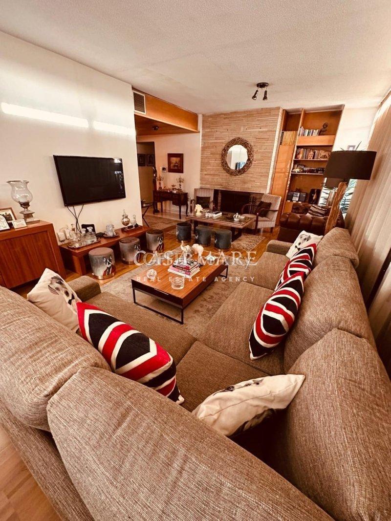 Three-Bedroom House in Engomi: https://www.offer.com.cy/en/three-bedroom-house-in-engomi/21-816664/ (www.offer.com.cy)