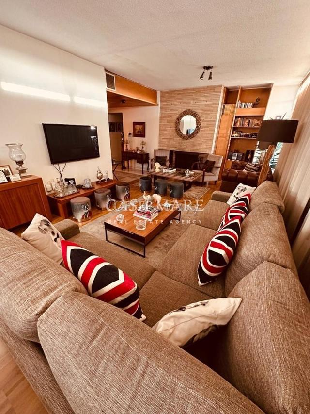 Three-Bedroom House in Engomi: https://www.offer.com.cy/en/three-bedroom-house-in-engomi/21-816664/ (www.offer.com.cy)