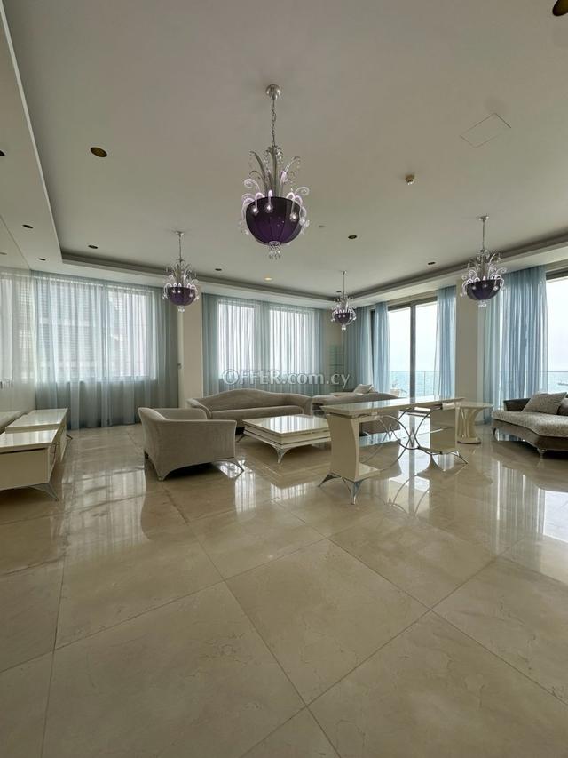 Apartment (Penthouse) in Neapoli, Limassol for Sale: https://www.offer.com.cy/en/apartment-penthouse-in-neapoli-limassol-for-sale/21-816375/ (www.offer.com.cy)
