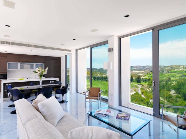 New 3-bedroom villa in Paphos № 150288: https://dom.com.cy/en/catalog/sale/150288/ (dom.com.cy)