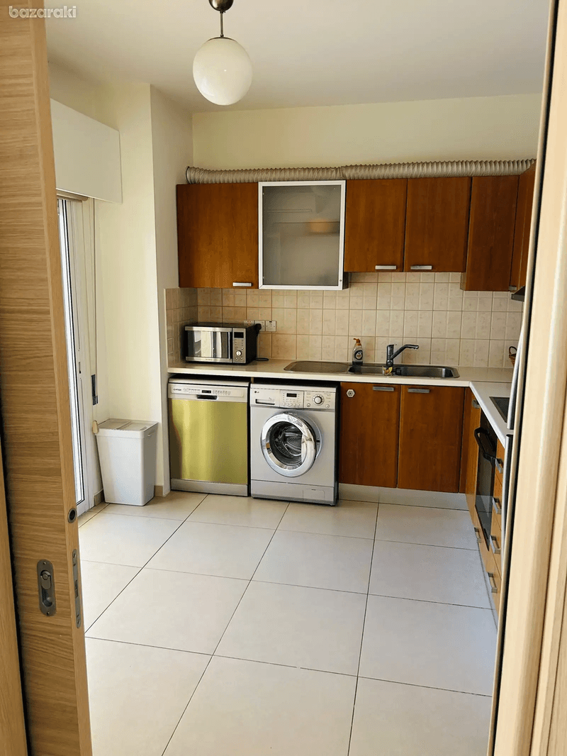 2-bedroom apartment to rent: https://www.bazaraki.com/adv/5798547_2-bedroom-apartment-to-rent (www.bazaraki.com)